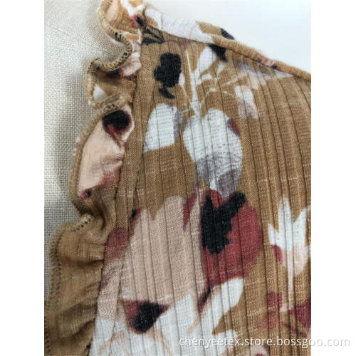 V-neck floral short sleeve blouse